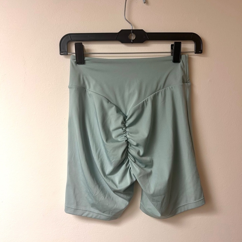 Gymshark Scrunch Butt Bike Shorts